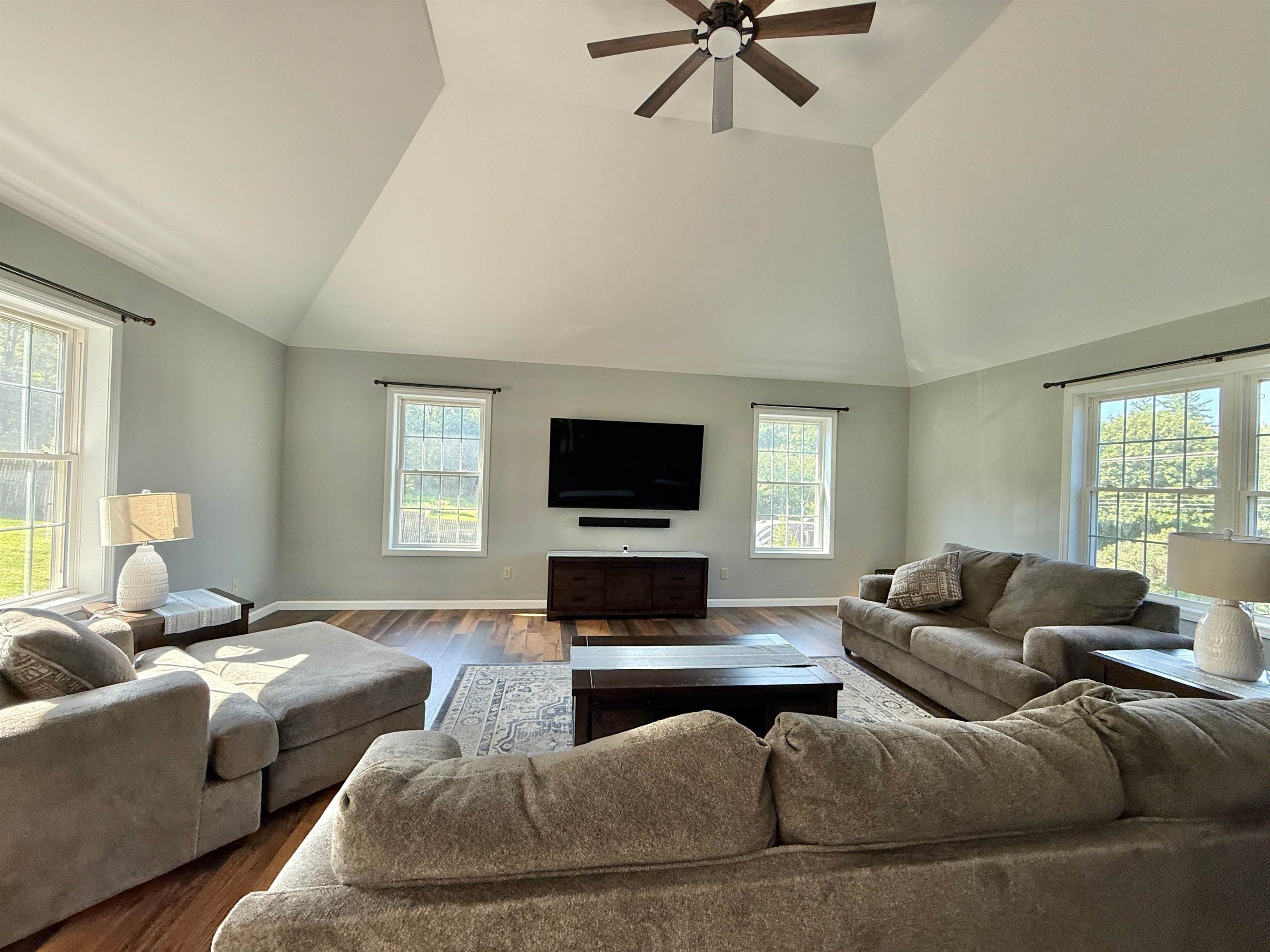 233 North Stark Highway