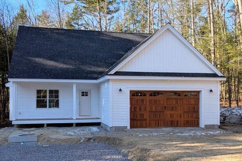 23 Bessie Leavitt Lane New Boston NH 03070