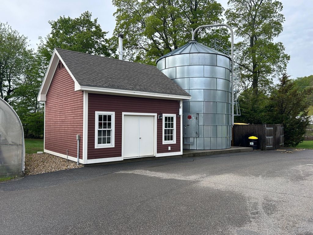 Photo of 244 Amesbury Road, Kensington, NH 03833 (MLS # 5078048)