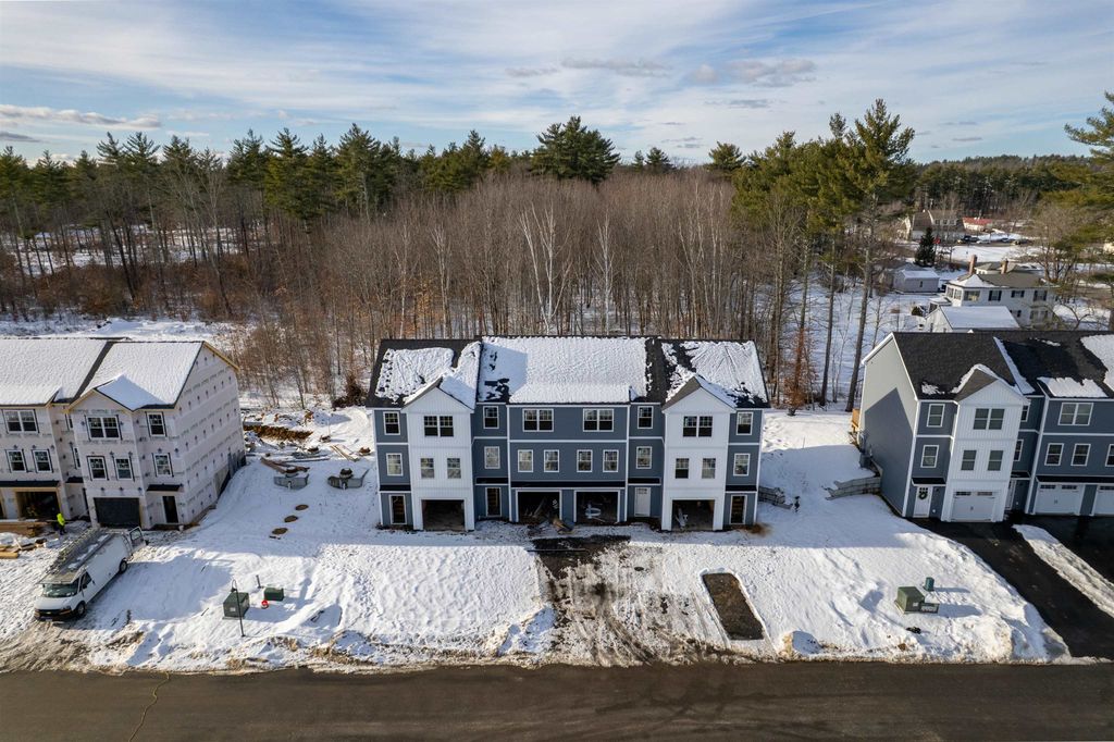 Photo of 14 The Crossings at Village Center, Barrington, NH 03825 (MLS # 5075235)