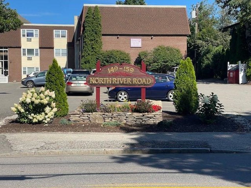 Photo of 159 RIVER Road #1D, Manchester, NH 03104 (MLS # 5065690)