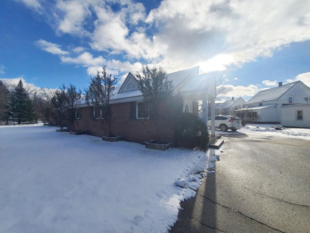 Photo of 532 Union Street, Littleton, NH 03256 (MLS # 5039064)