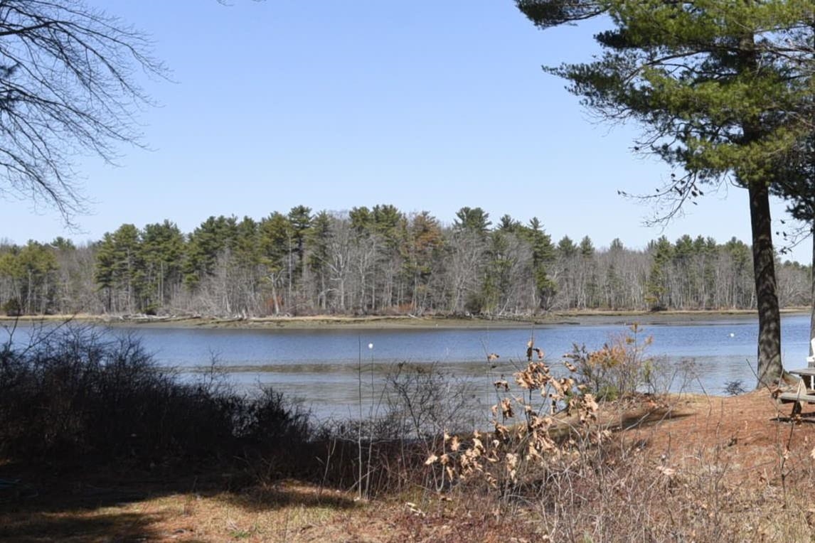 21 Clearwater Drive 21