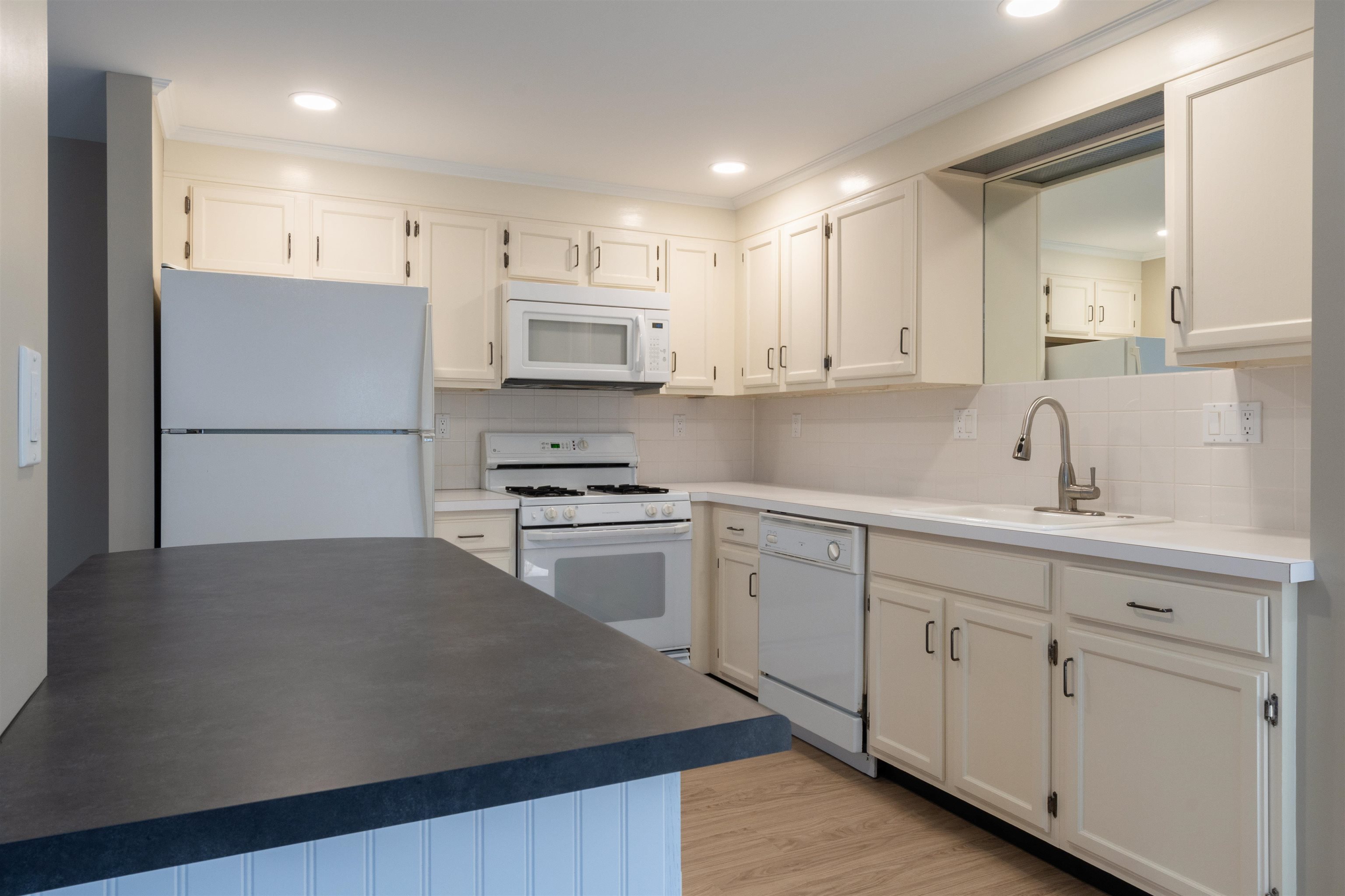 185 Indian Rock Road