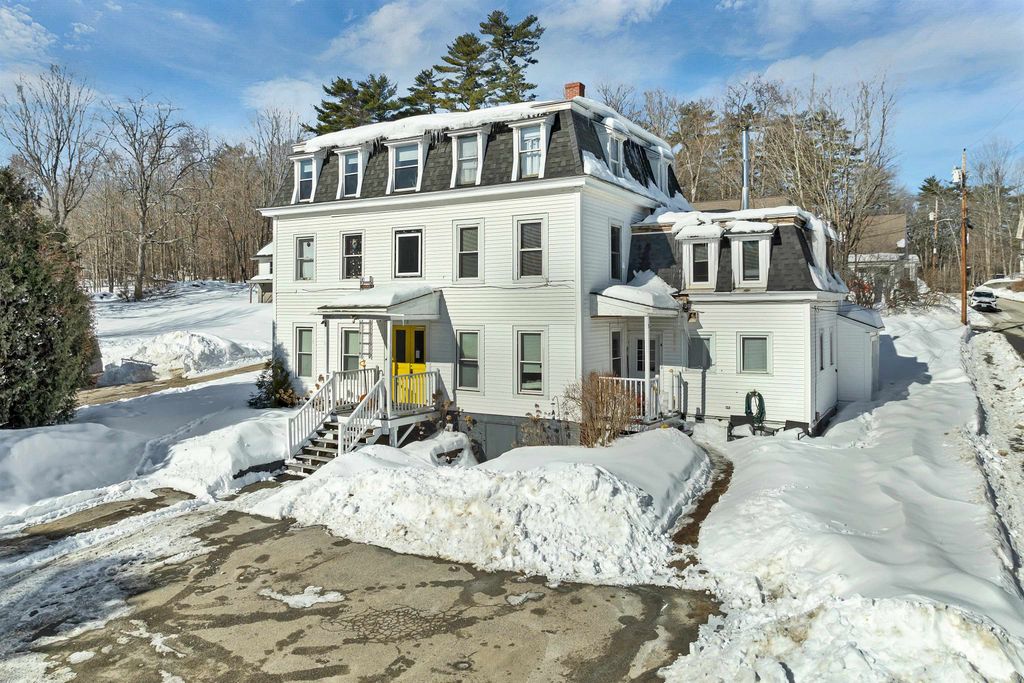 Photo of 2 Waukewan Avenue, Meredith, NH 03253 (MLS # 5076898)