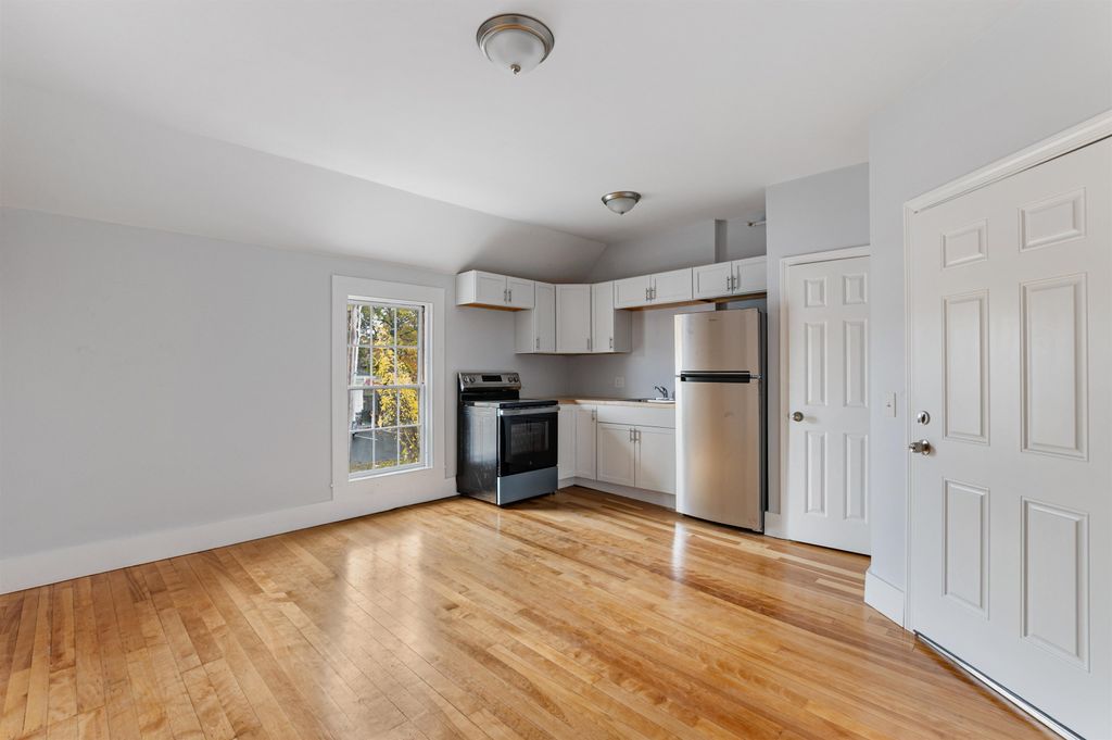 Photo of 109 Pleasant Street #202, Claremont, NH 03743 (MLS # 5067347)