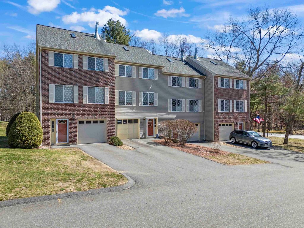 Photo of 5 Lynn Drive, Merrimack, NH 03054 (MLS # 5067686)