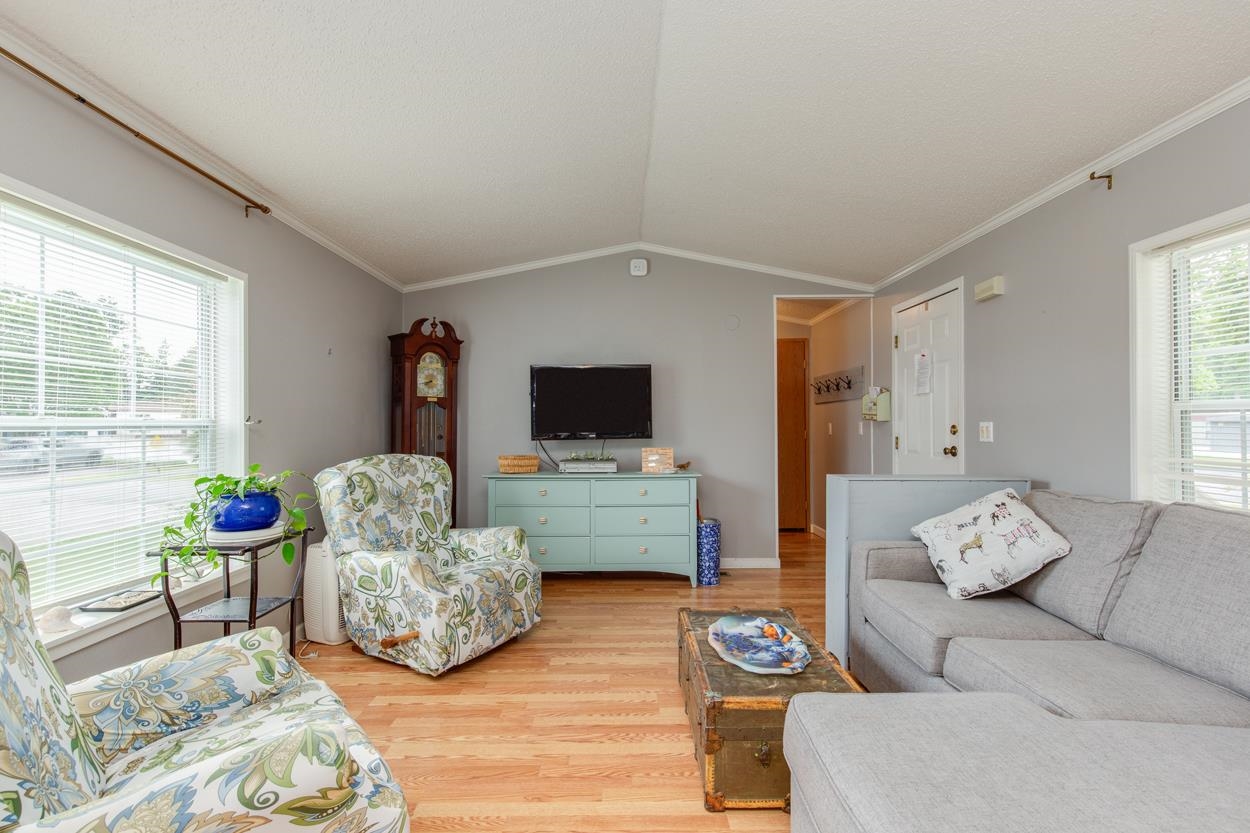 Concord, New Hampshire 03303, United States, 2 Bedrooms Bedrooms, ,2 BathroomsBathrooms,Residential,Active,166964