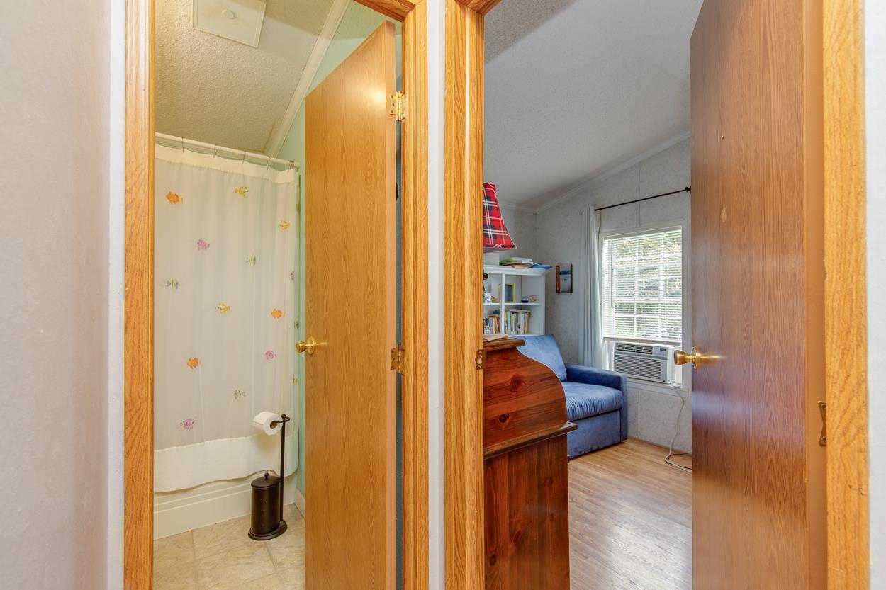 Concord, New Hampshire 03303, United States, 2 Bedrooms Bedrooms, ,2 BathroomsBathrooms,Residential,Active,166964