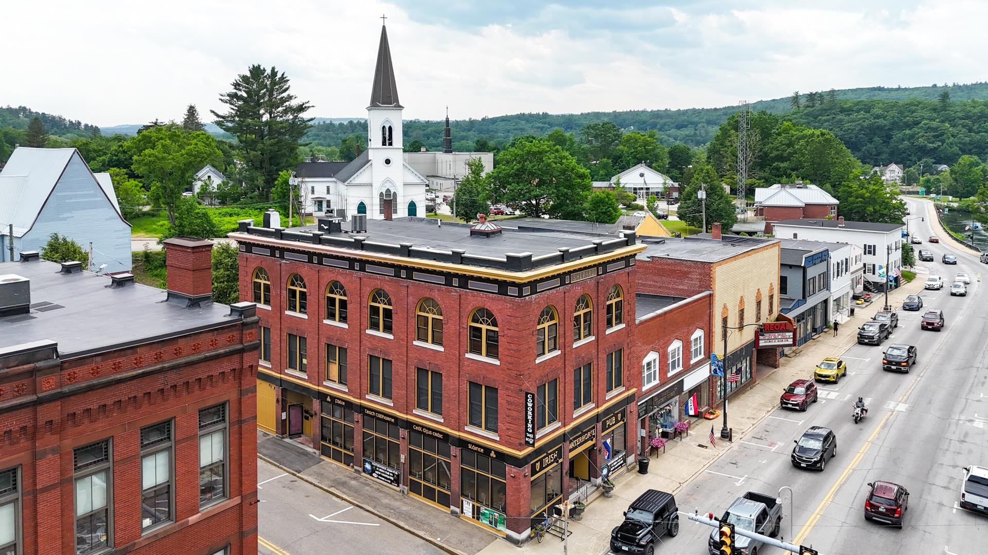 359 Central Street 3