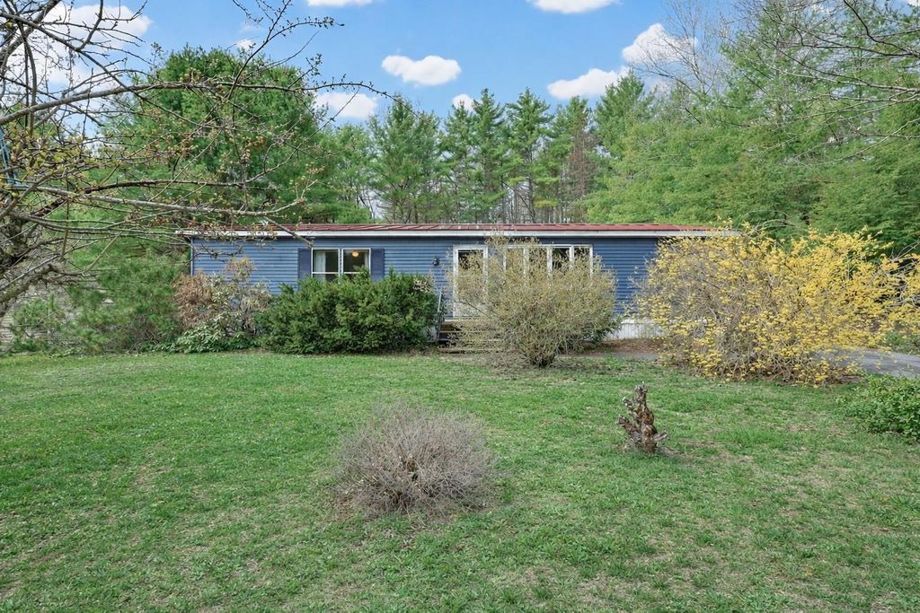 Photo of 51 Sunset Drive, Hopkinton, NH 03229 (MLS # 5083869)