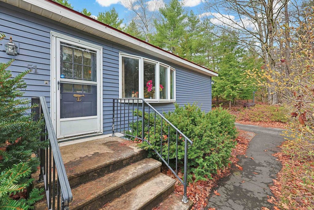 Photo of 51 Sunset Drive, Hopkinton, NH 03229 (MLS # 5083869)