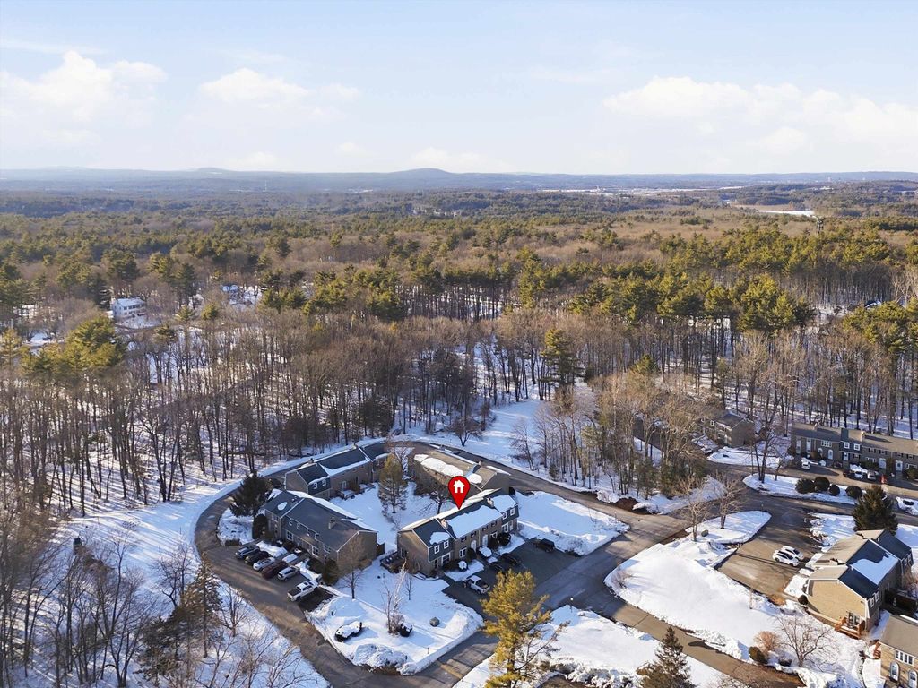 Photo of 186 Fieldstone Drive #186, Londonderry, NH 03053 (MLS # 5078622)