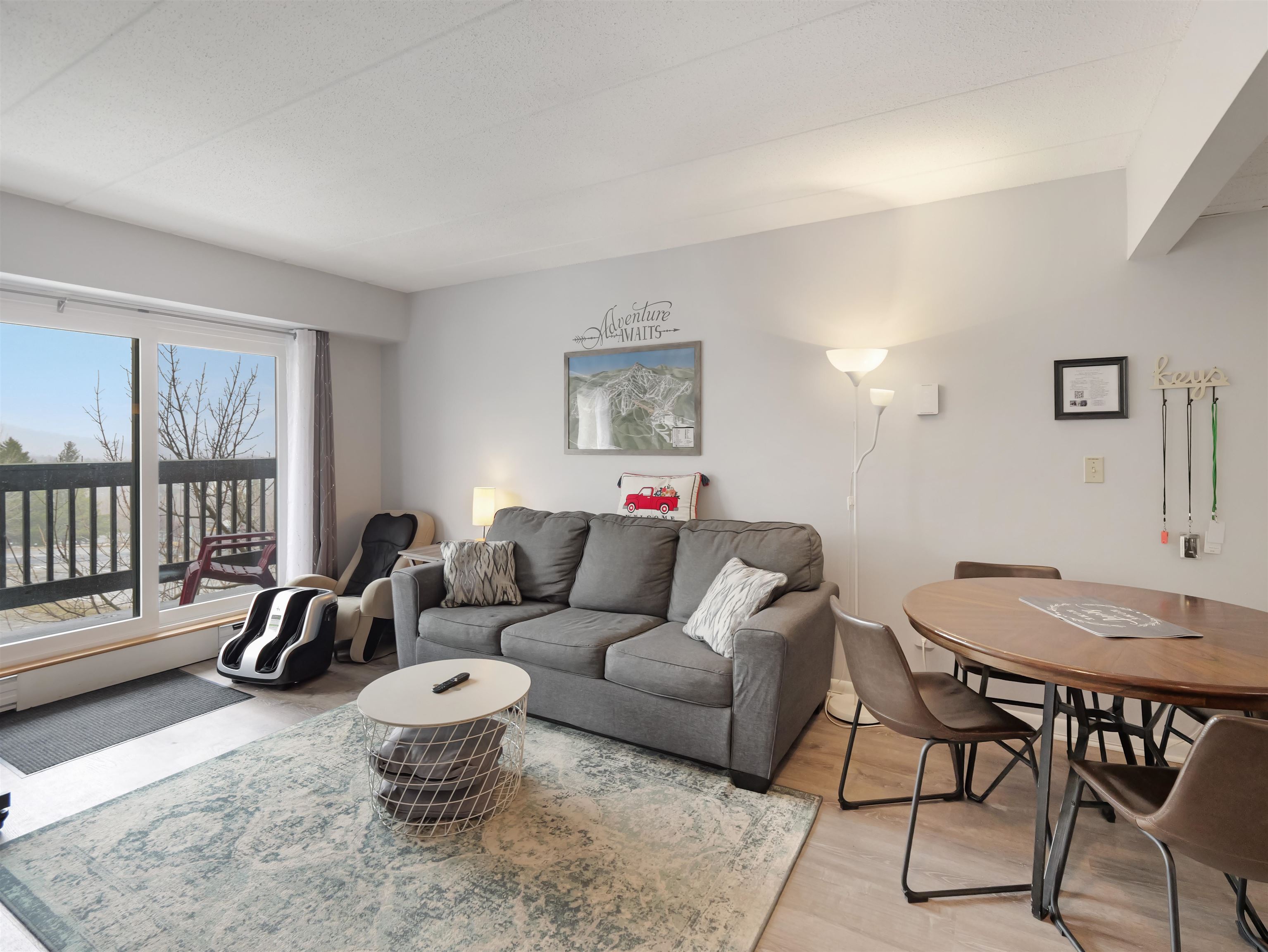 137 East Mountain Road 2D8