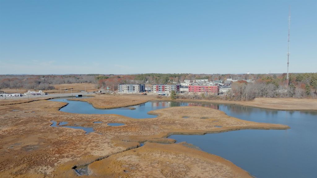 Photo of 815 Lafayette Road #204, Portsmouth, NH 03801 (MLS # 5071478)