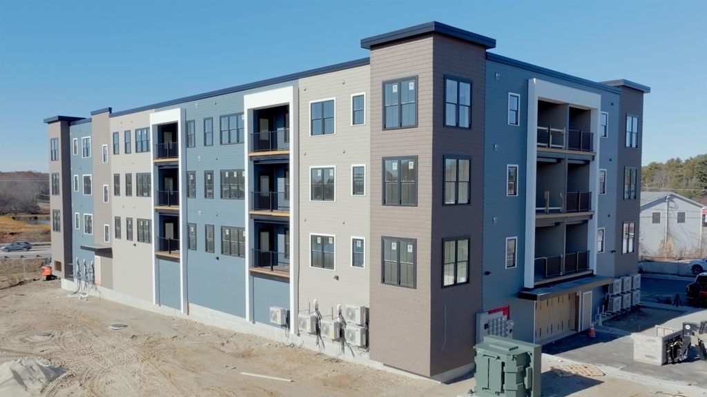 Photo of 815 Lafayette Road #204, Portsmouth, NH 03801 (MLS # 5071478)