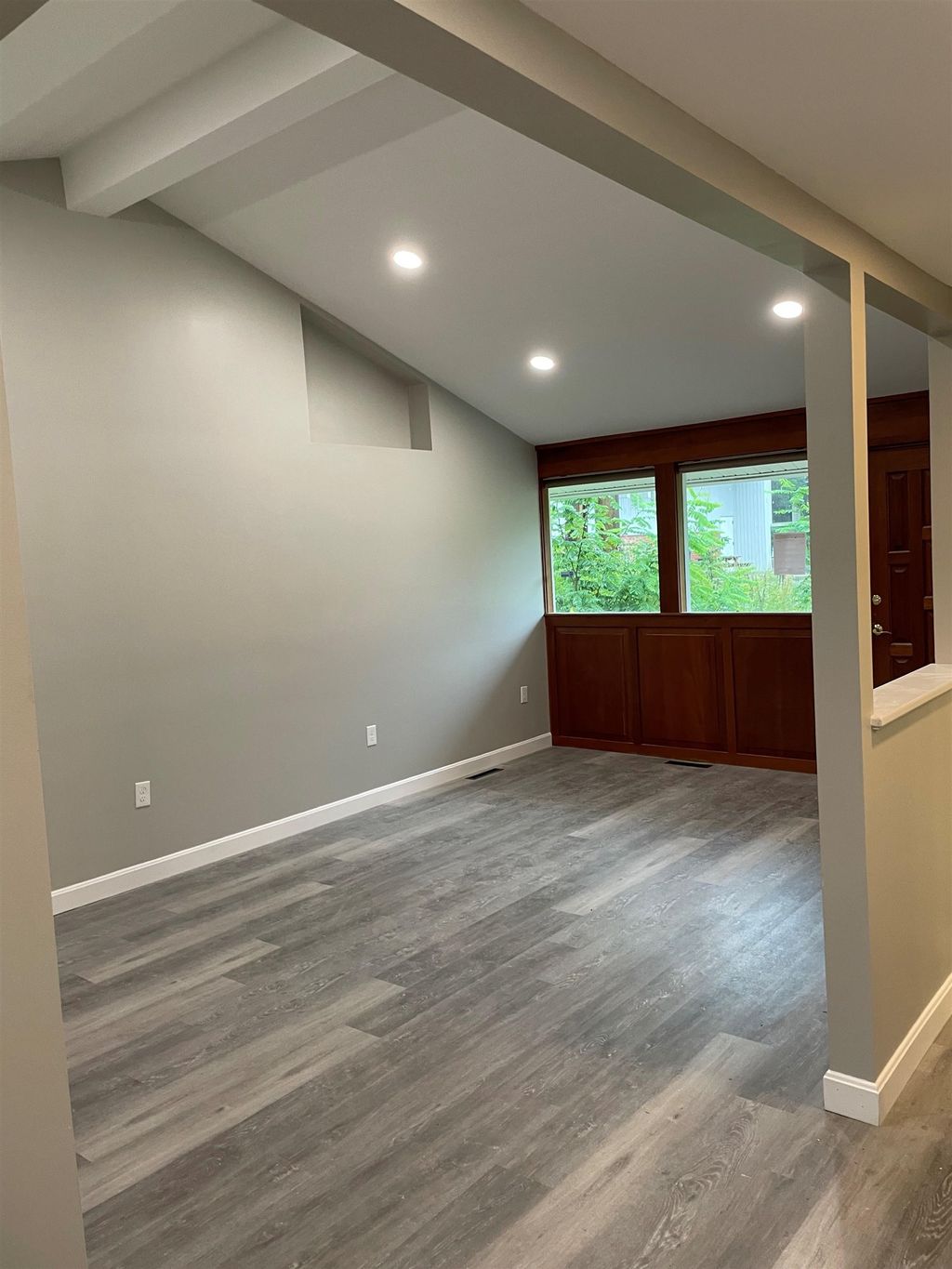 Photo of 26 W. Webster Street, Manchester, NH 03104 (MLS # 5045518)