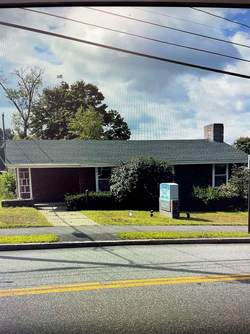 Photo of 26 W. Webster Street, Manchester, NH 03104 (MLS # 5045518)