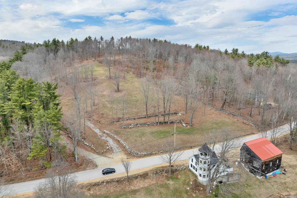 Photo of 7298 Oak Hill Road, Loudon, NH 03307 (MLS # 5082486)