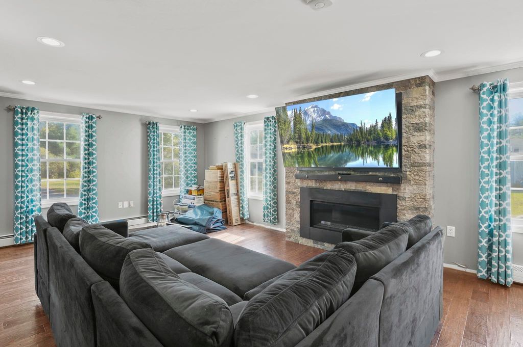 Photo of 9 Upland Drive, Franklin, NH 03235 (MLS # 5075133)