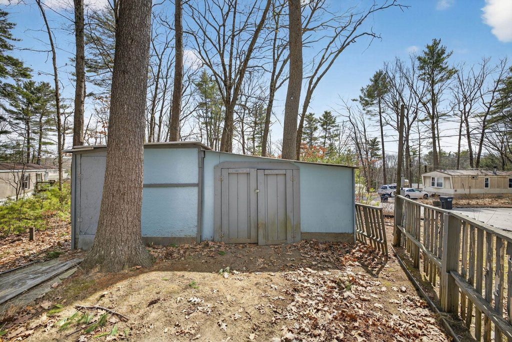 Photo of 5 Merissa Drive, Allenstown, NH 03275 (MLS # 5082488)