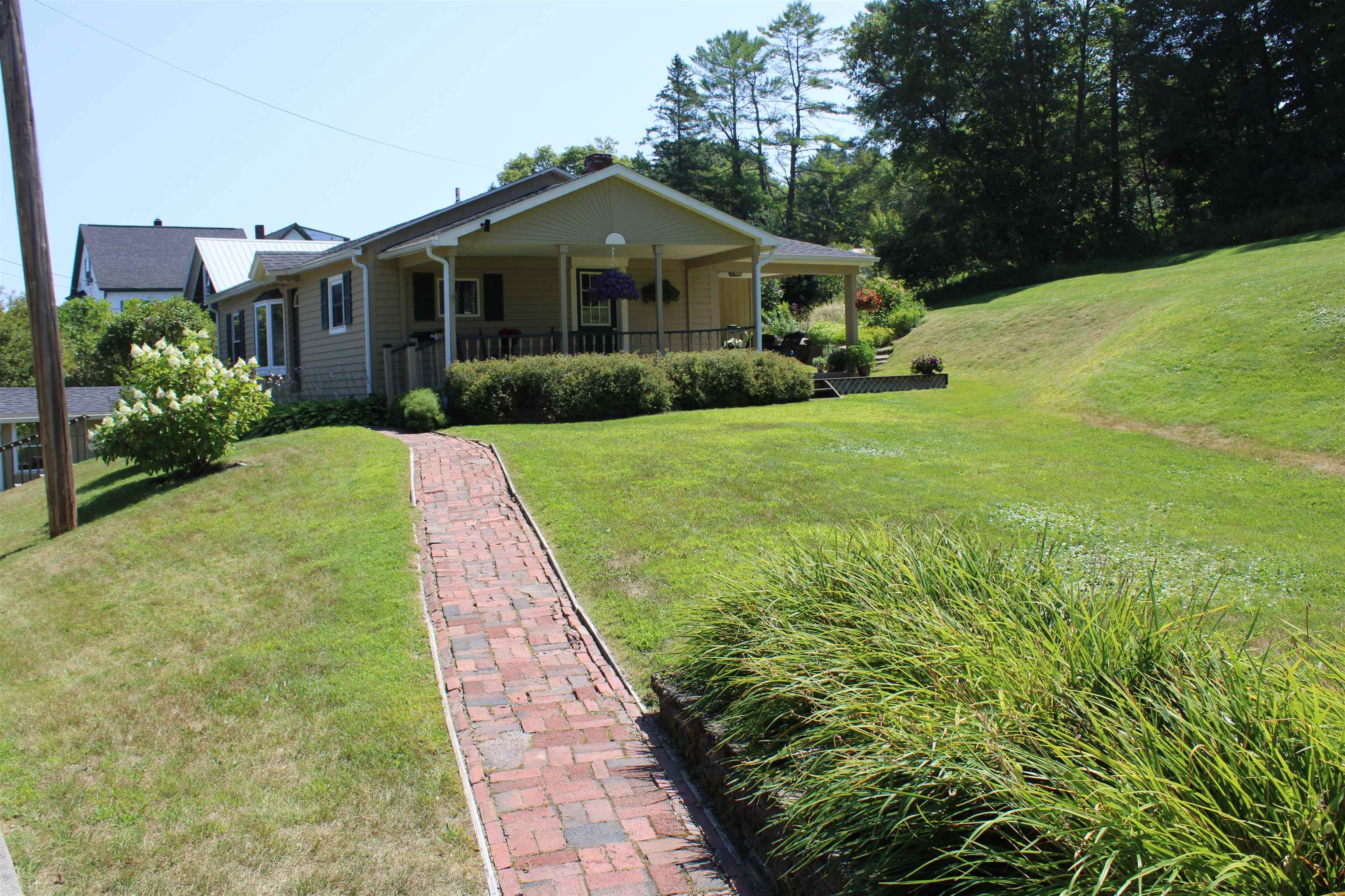 342 Lafayette Street