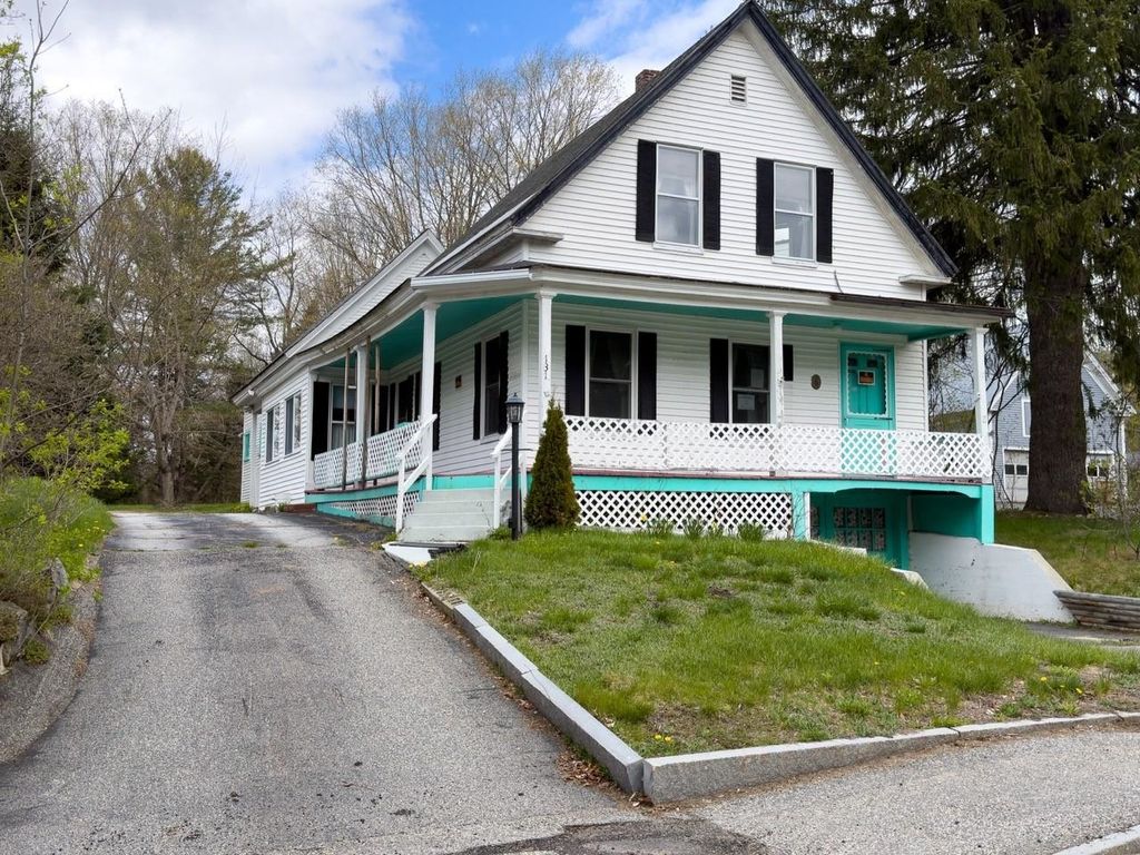 Photo of 131 Grove Street, Littleton, NH 03561 (MLS # 5089500)