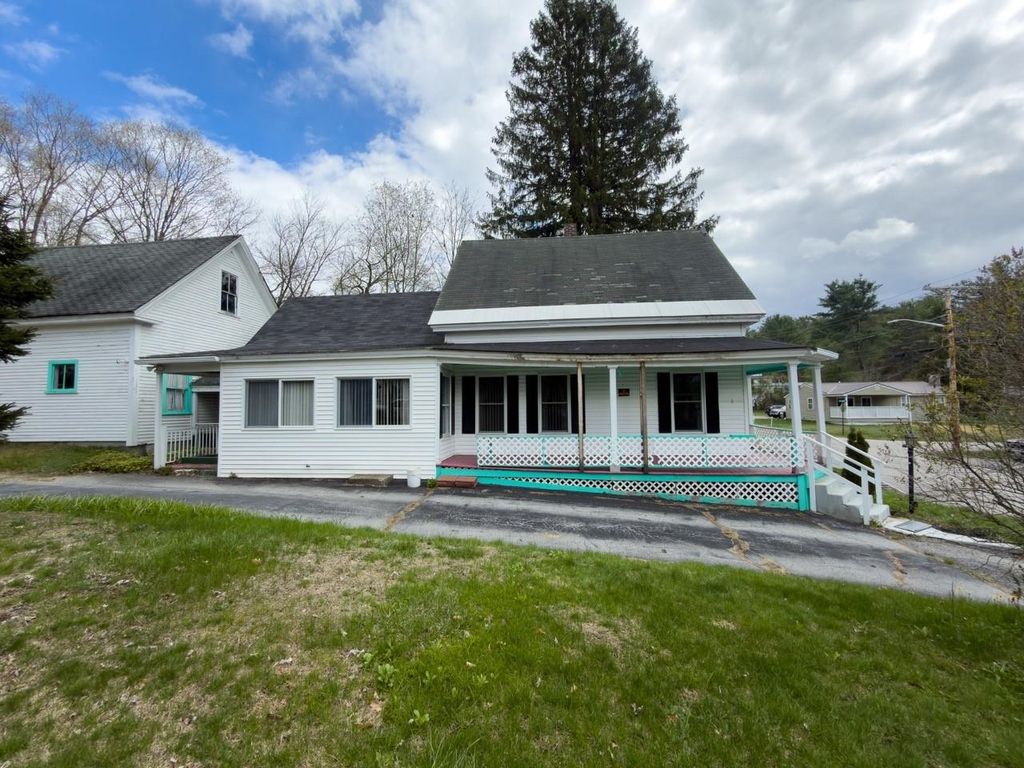 Photo of 131 Grove Street, Littleton, NH 03561 (MLS # 5089500)