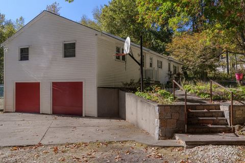 Photo of 43 Maple Avenue, Newton, NH 03858 (MLS # 5065833)