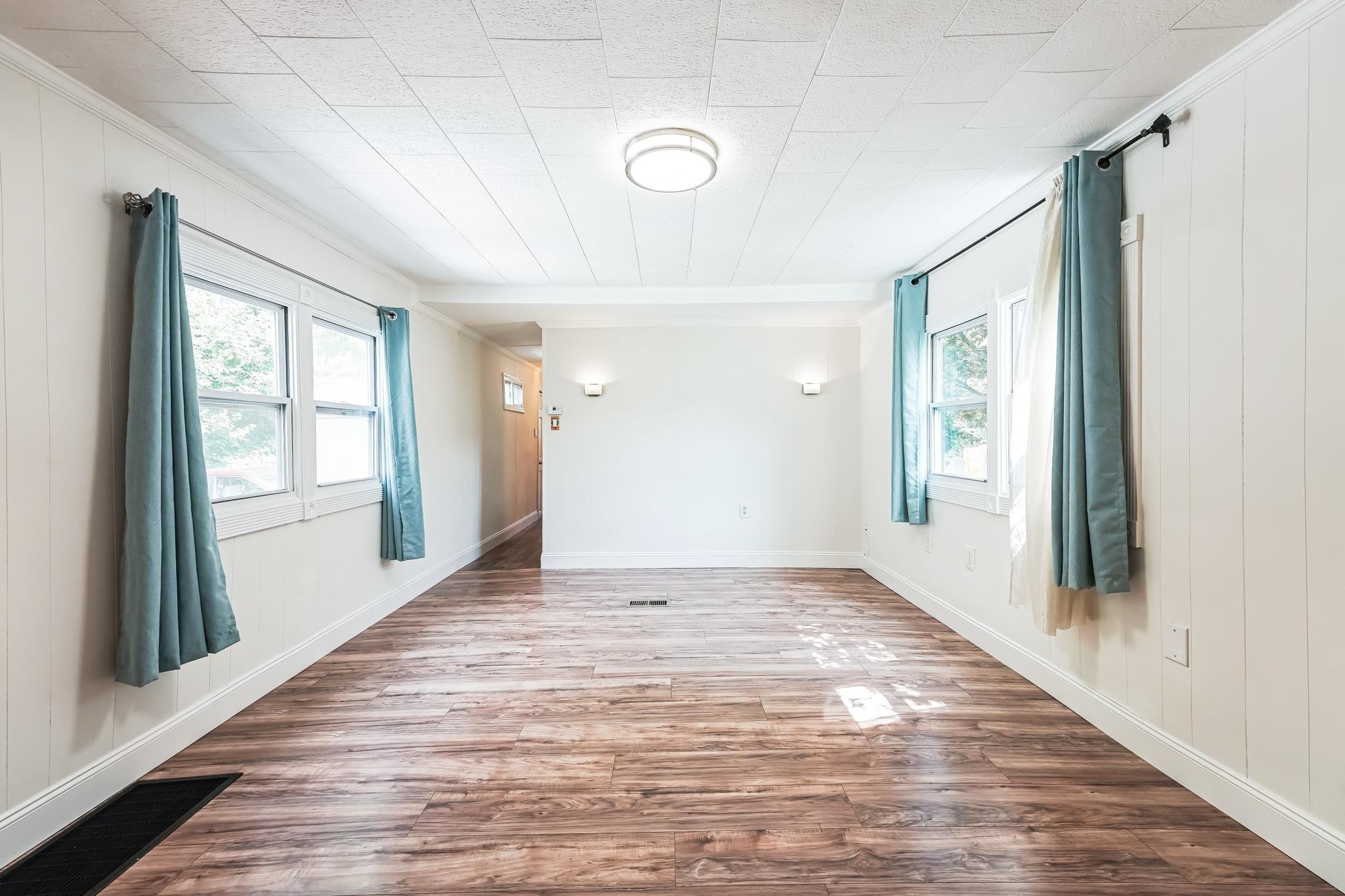 75 S Polcy Street 45