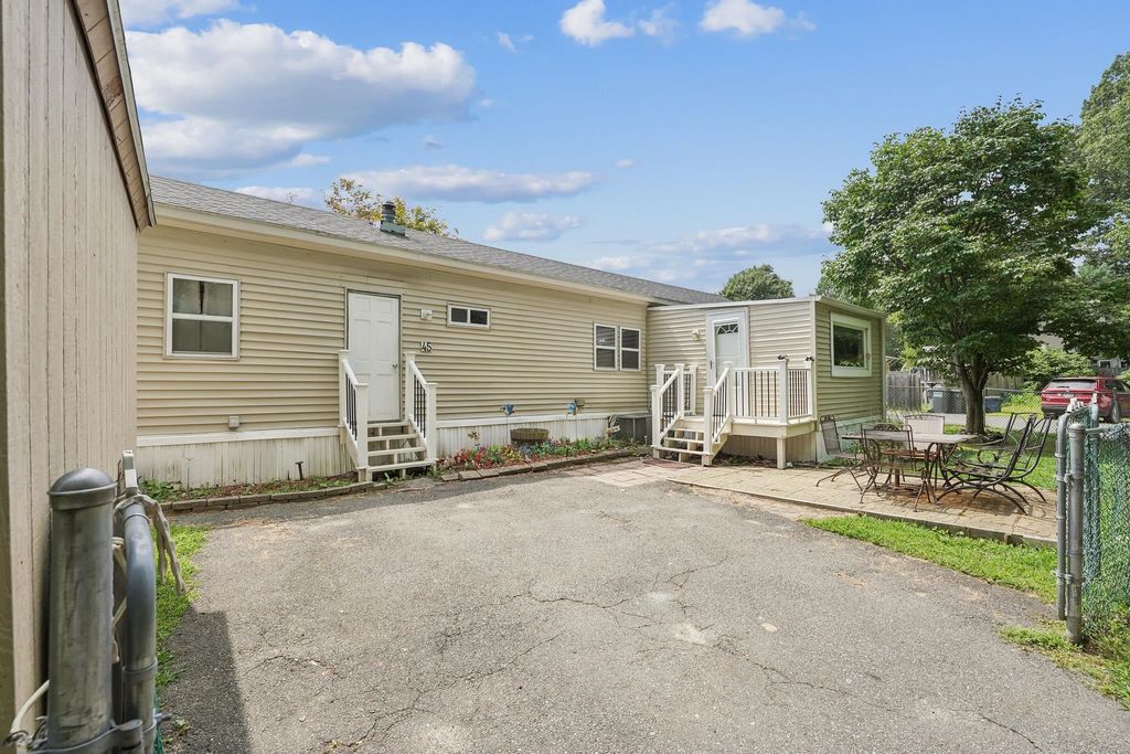 Photo of 75 S Polcy Street #45, Salem, NH 03079 (MLS # 5057631)