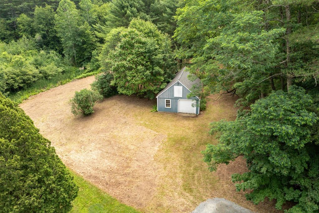 Photo of 63 DRINKWATER Road, Hampton Falls, NH 03844 (MLS # 5086690)
