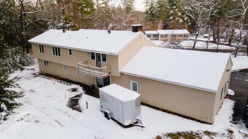 Photo of 6 Yellow Wood Drive, Pelham, NH 03076 (MLS # 5071400)