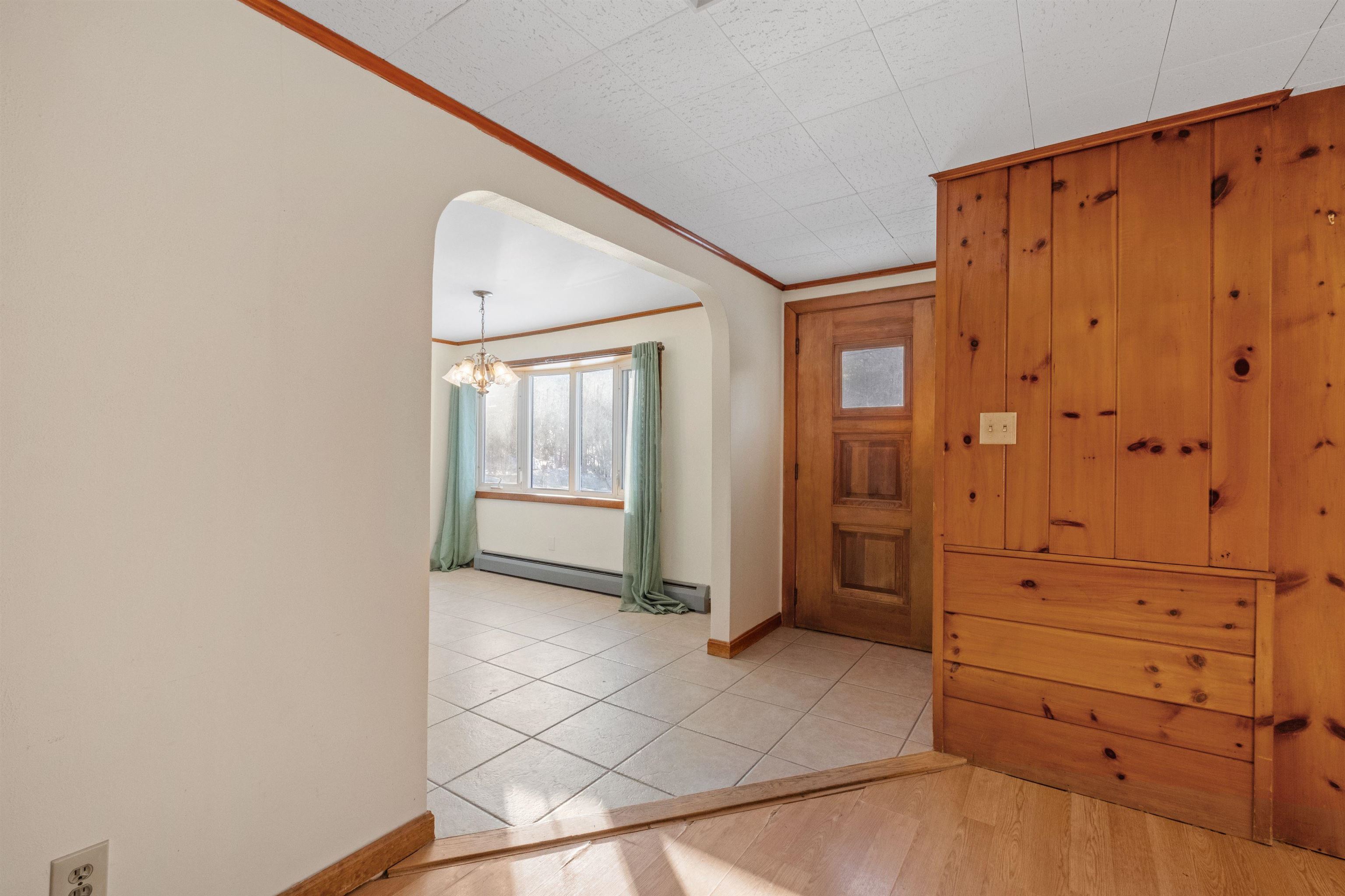 Wakefield, New Hampshire 03830, United States, 3 Bedrooms Bedrooms, ,2 BathroomsBathrooms,Residential,Pending,78549