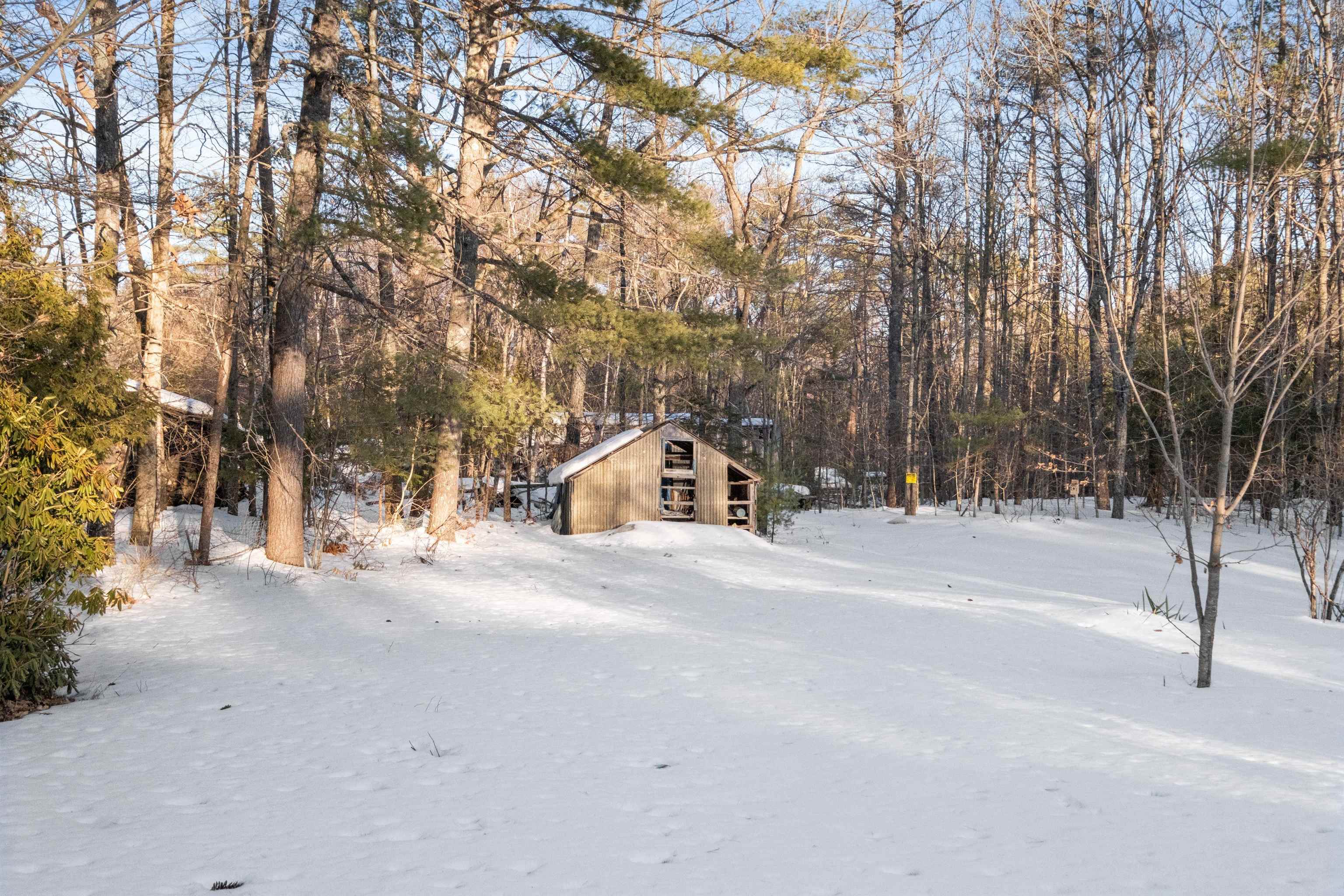 Wakefield, New Hampshire 03830, United States, 3 Bedrooms Bedrooms, ,2 BathroomsBathrooms,Residential,Pending,78549