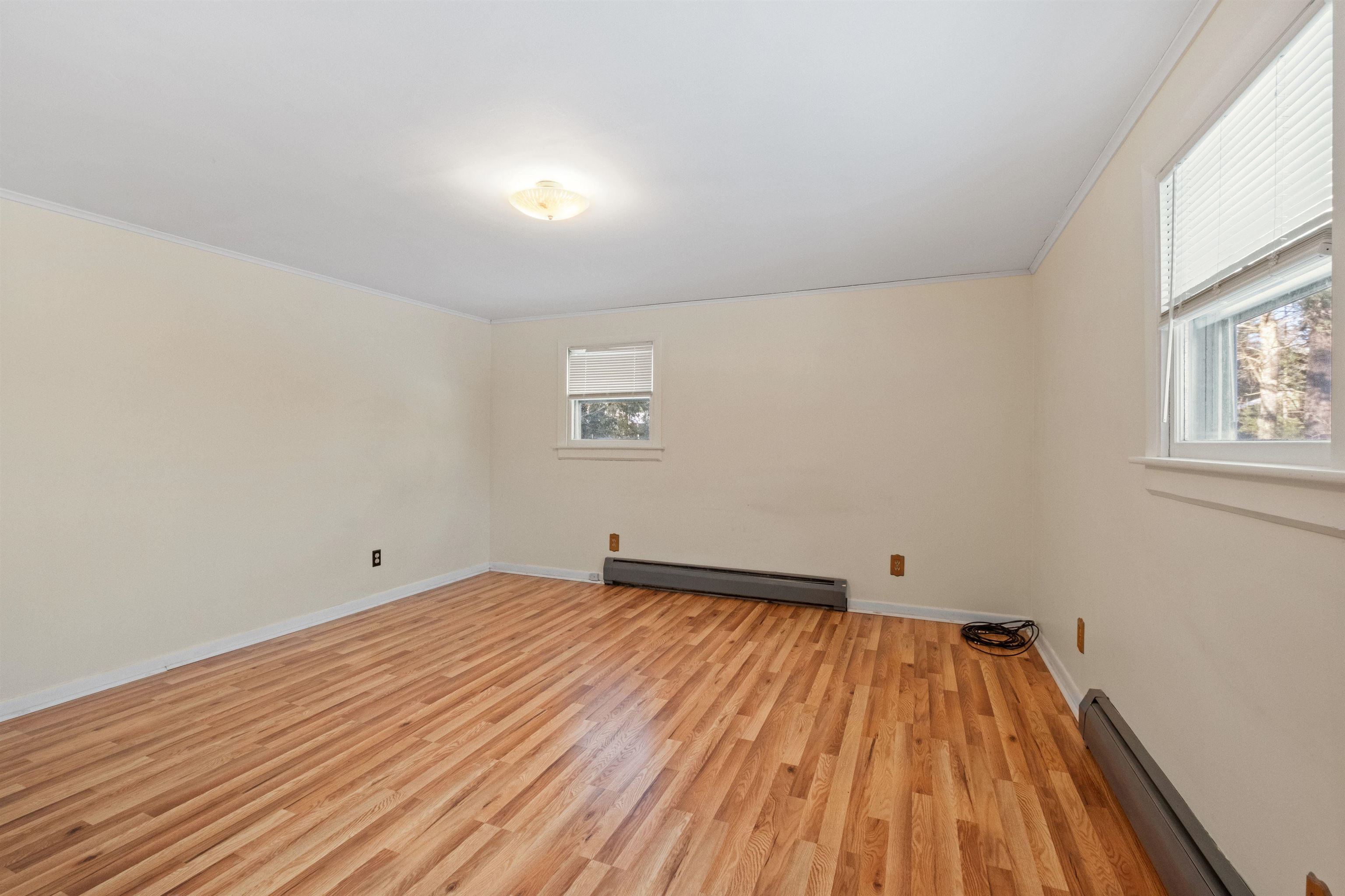 Wakefield, New Hampshire 03830, United States, 3 Bedrooms Bedrooms, ,2 BathroomsBathrooms,Residential,Pending,78549