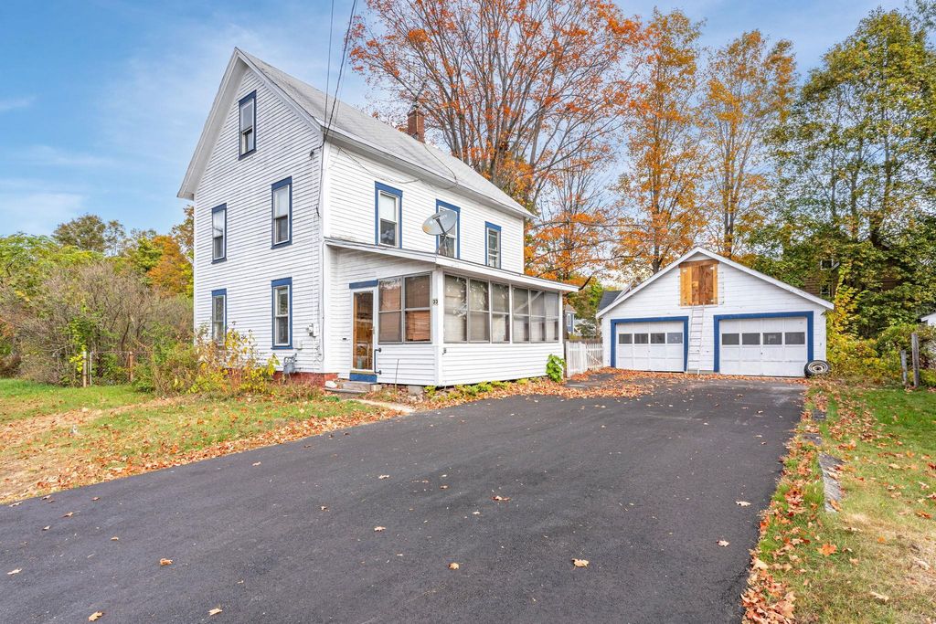 Photo of 33 Spruce Street, Concord, NH 03301 (MLS # 5065938)