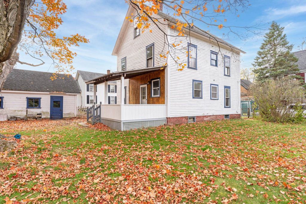Photo of 33 Spruce Street, Concord, NH 03301 (MLS # 5065938)