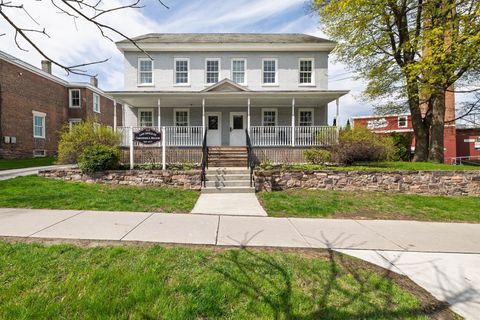 315 Saint Paul Street 4 Burlington VT 05401