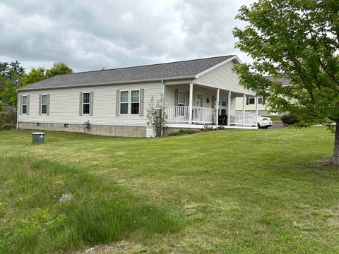 18 Eagle Nest Street Franklin NH 03235