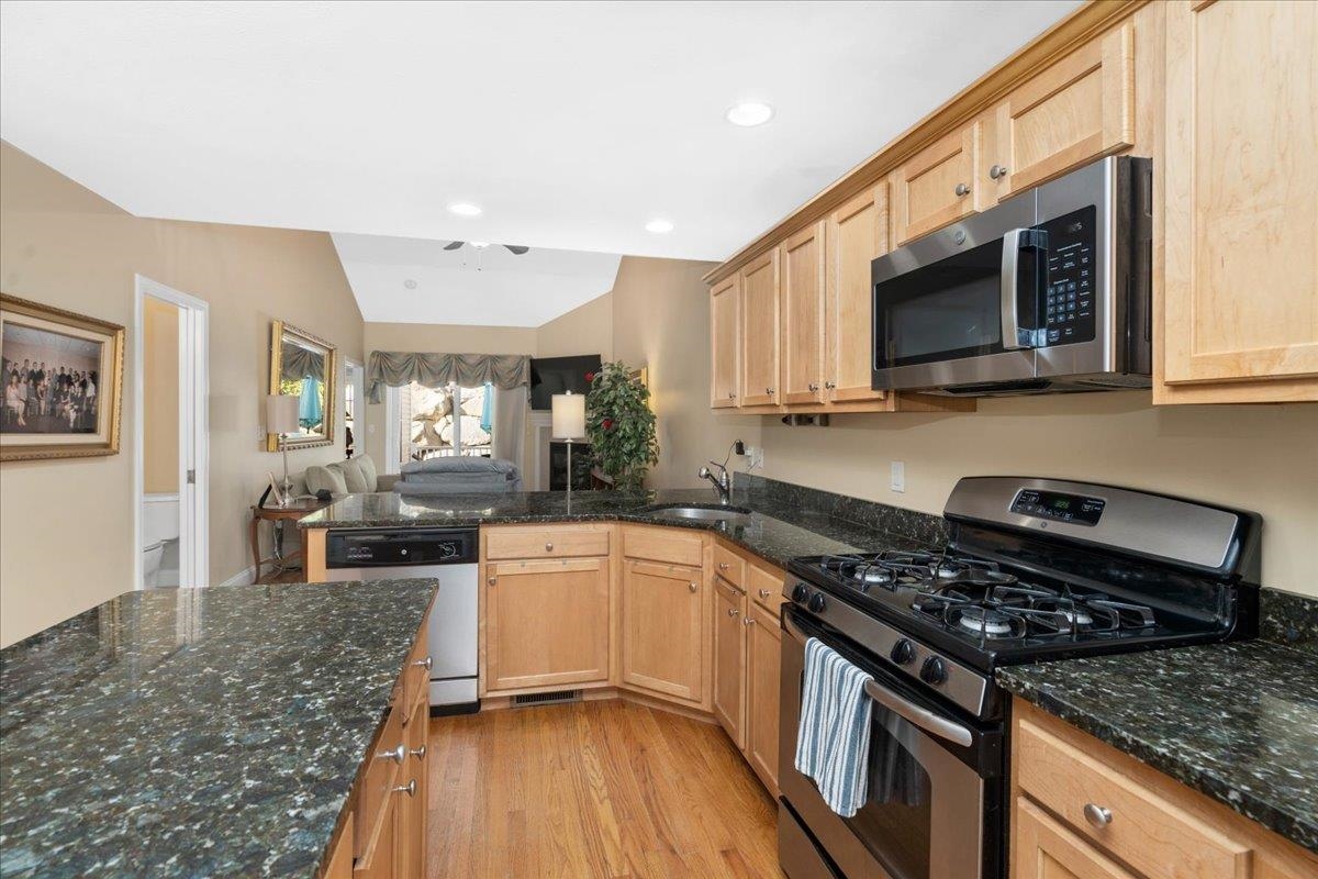25 Winterberry Road