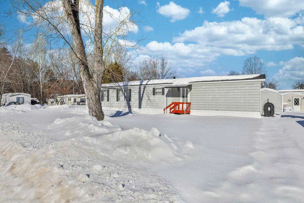 Photo of 16 Buttonwood Lane, Merrimack, NH 03054 (MLS # 5076886)