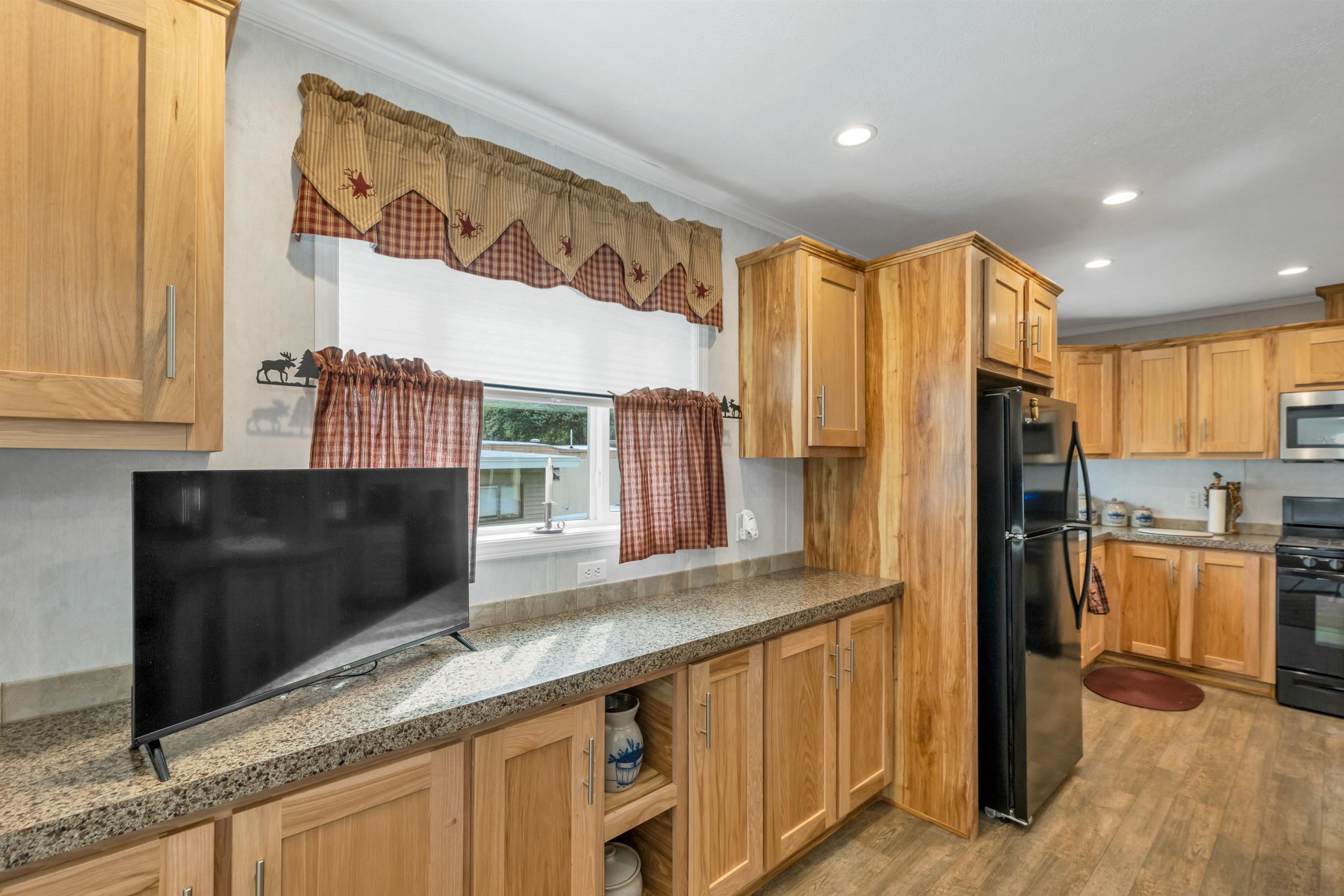 9 Longmeadow Drive