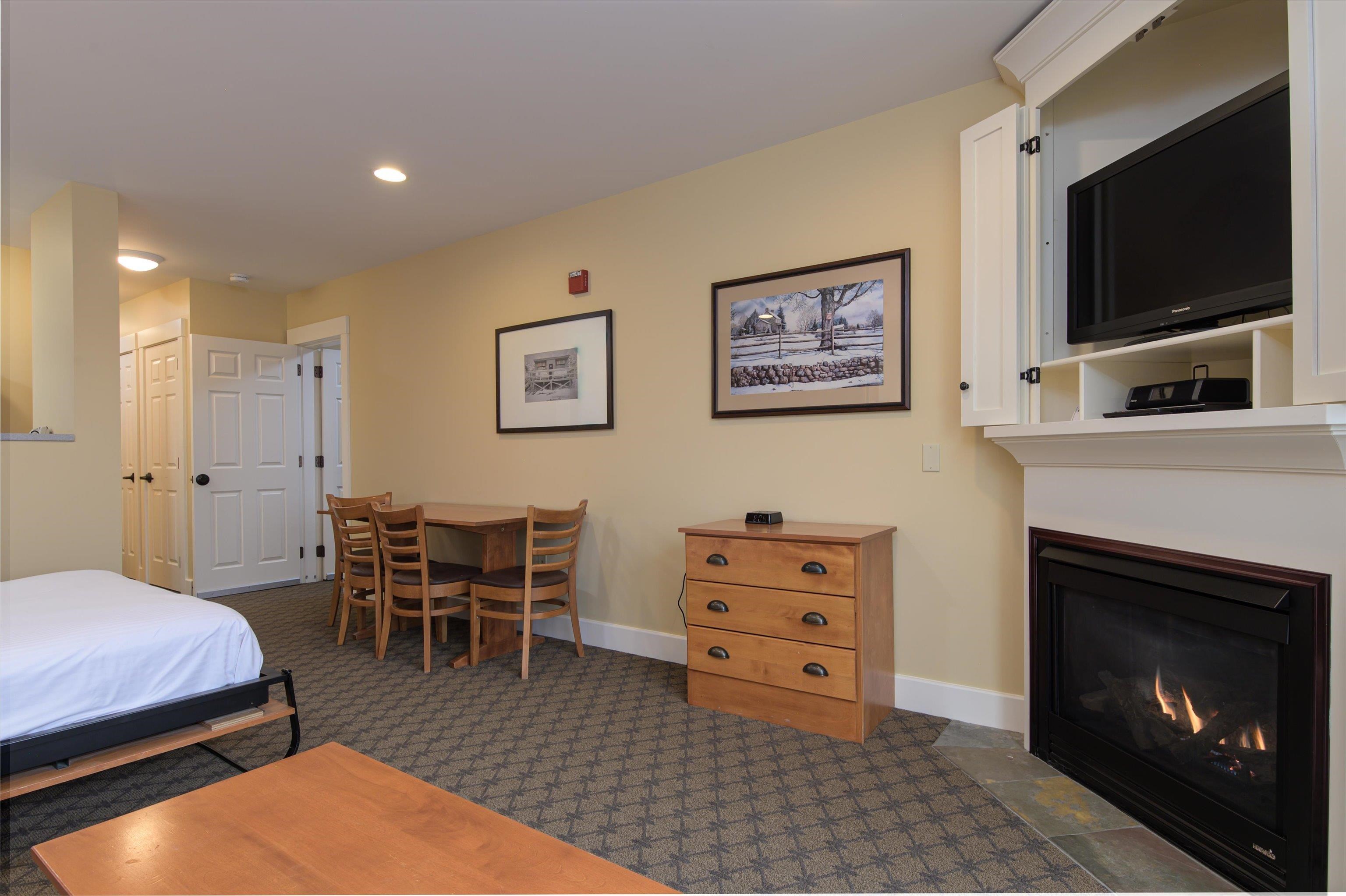 254/256 Qtr. I Jackson Gore Inn