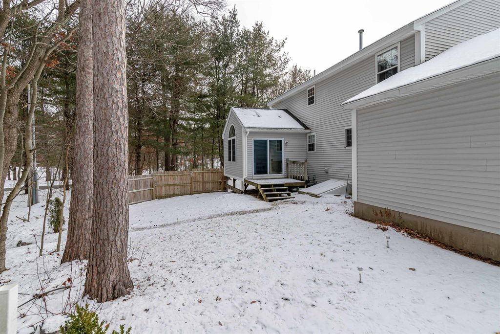 Photo of 1 Whitewood Lane, Merrimack, NH 03054 (MLS # 5073382)