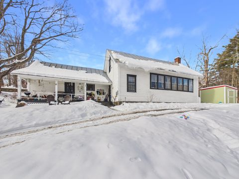 121 Howe Hill Road Pomfret VT 05053