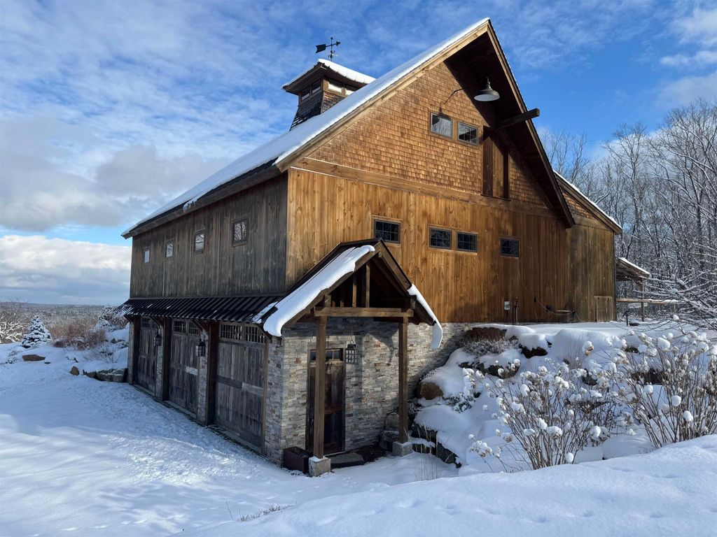 Photo of 541 South Road, Hopkinton, NH 03229 (MLS # 5046585)