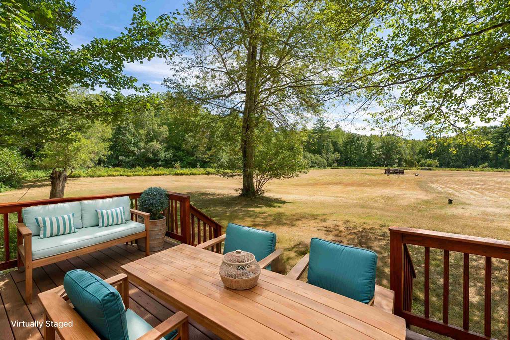 Photo of 395 Greenhill Road, Barrington, NH 03825 (MLS # 5067422)