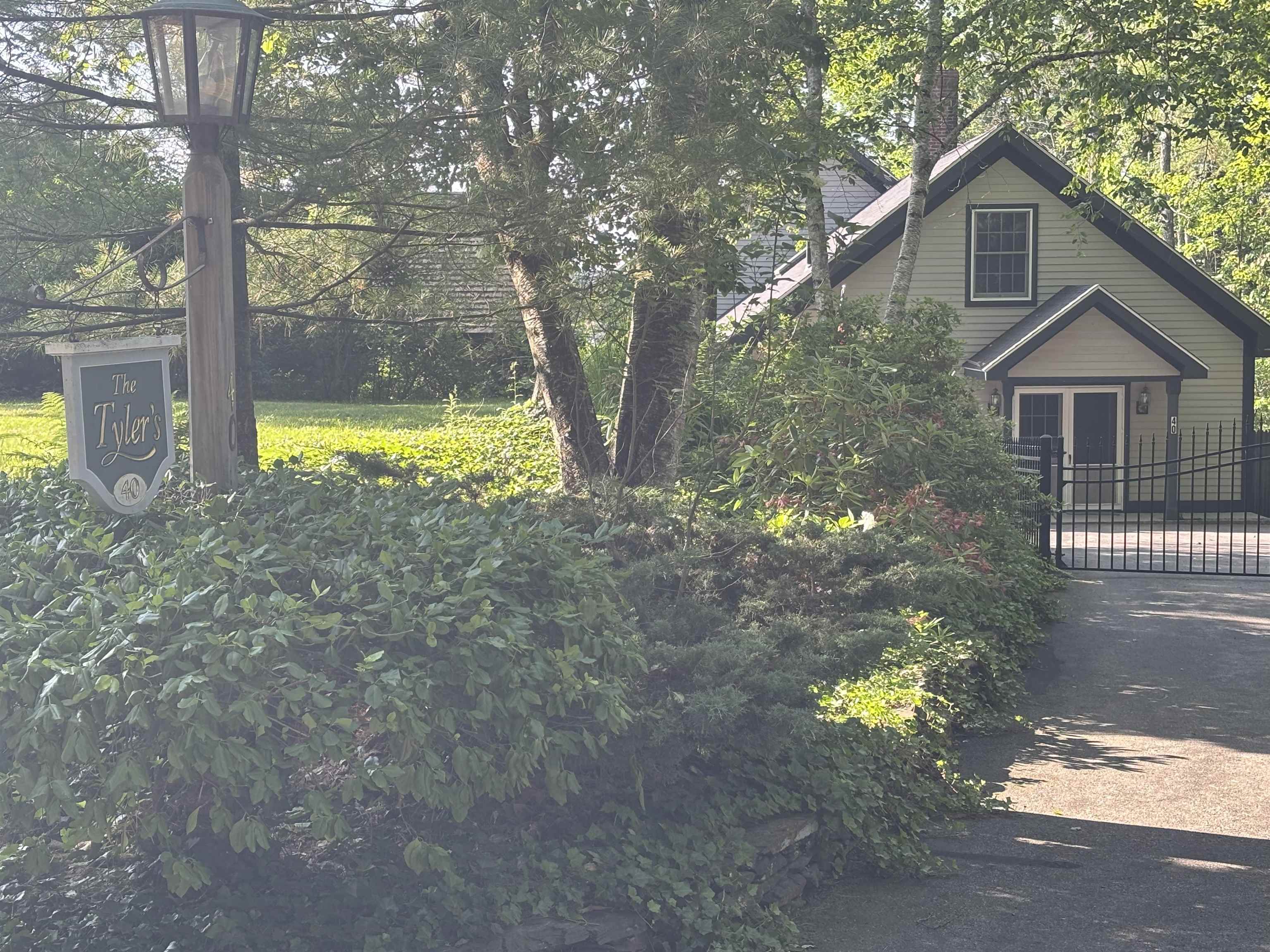 40 N Shore Road