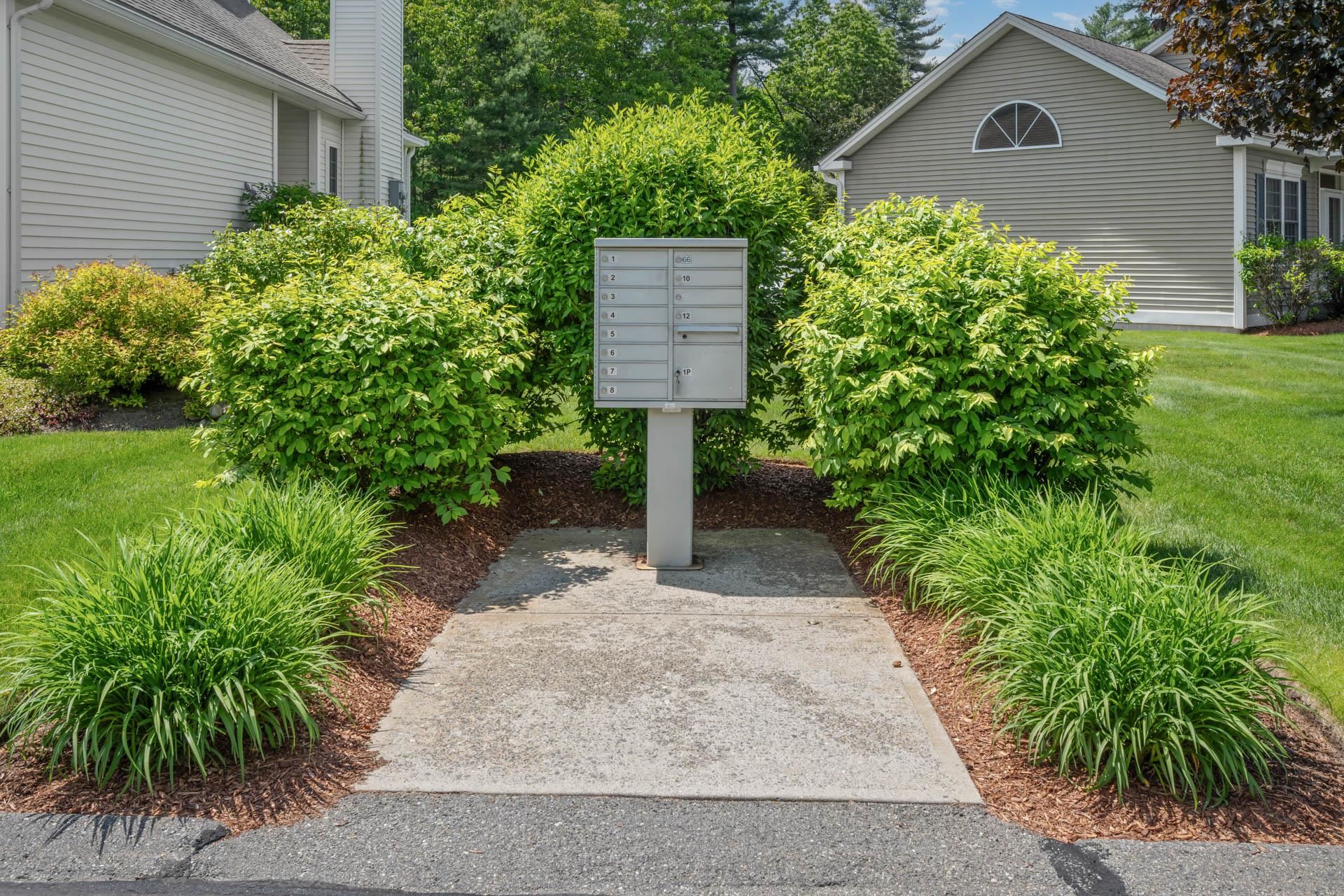 Litchfield, New Hampshire 03052, United States, 2 Bedrooms Bedrooms, ,2 BathroomsBathrooms,Residential,Pending,140863